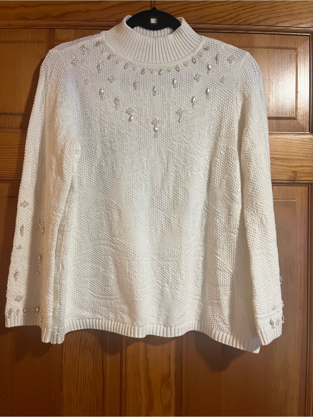 Chico’s 1P Petite Ivory Embellished Floral Mock Neck Sweater Beaded